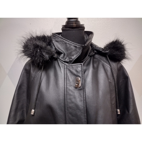 Croft & Barrow Woman black leather toggle coat with removable faux fur t… - Picture 3 of 16